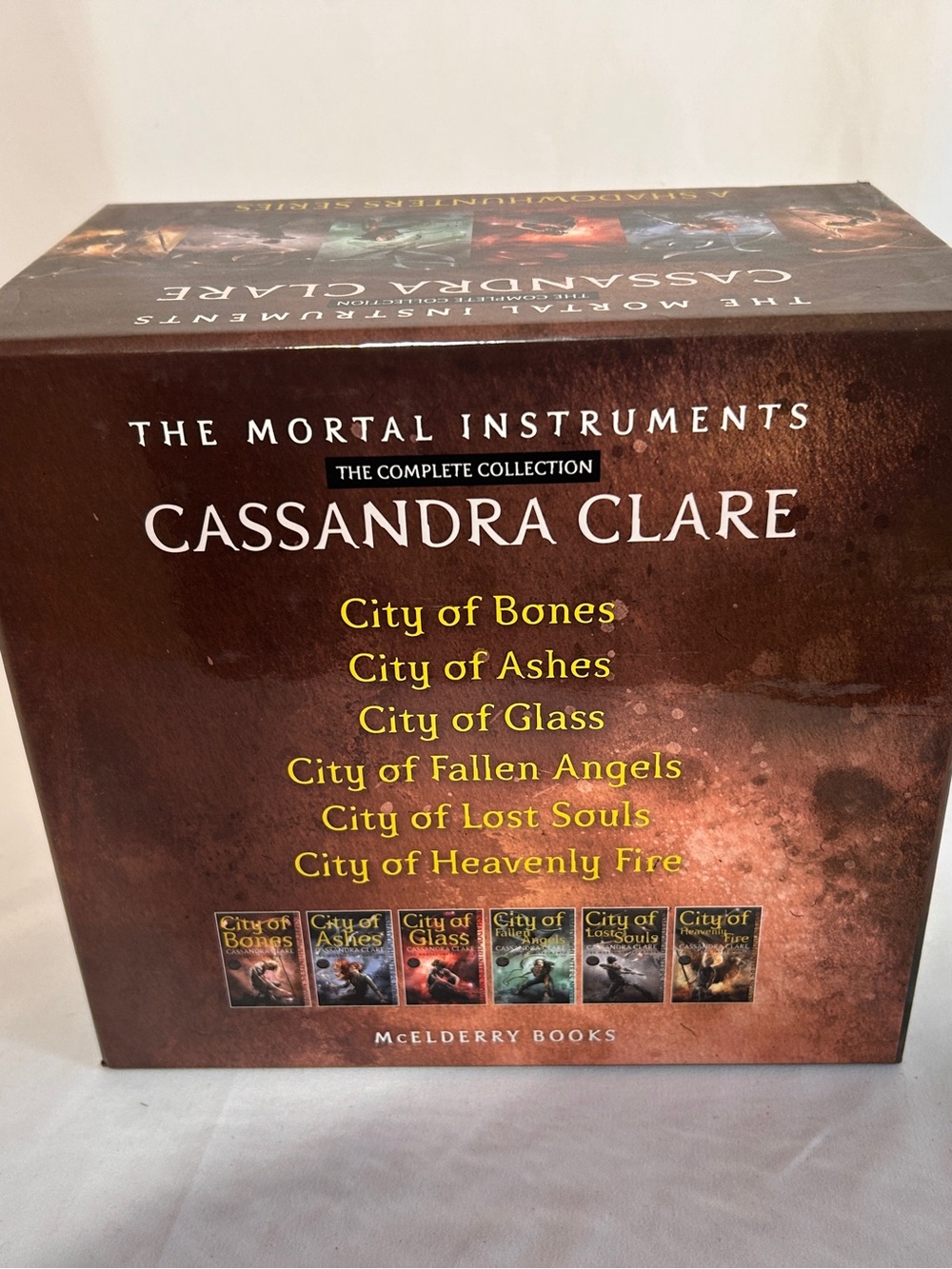 The Mortal Instruments Boxed Set by Cassandra Clare - Black and White Covers - Picture 3 of 4